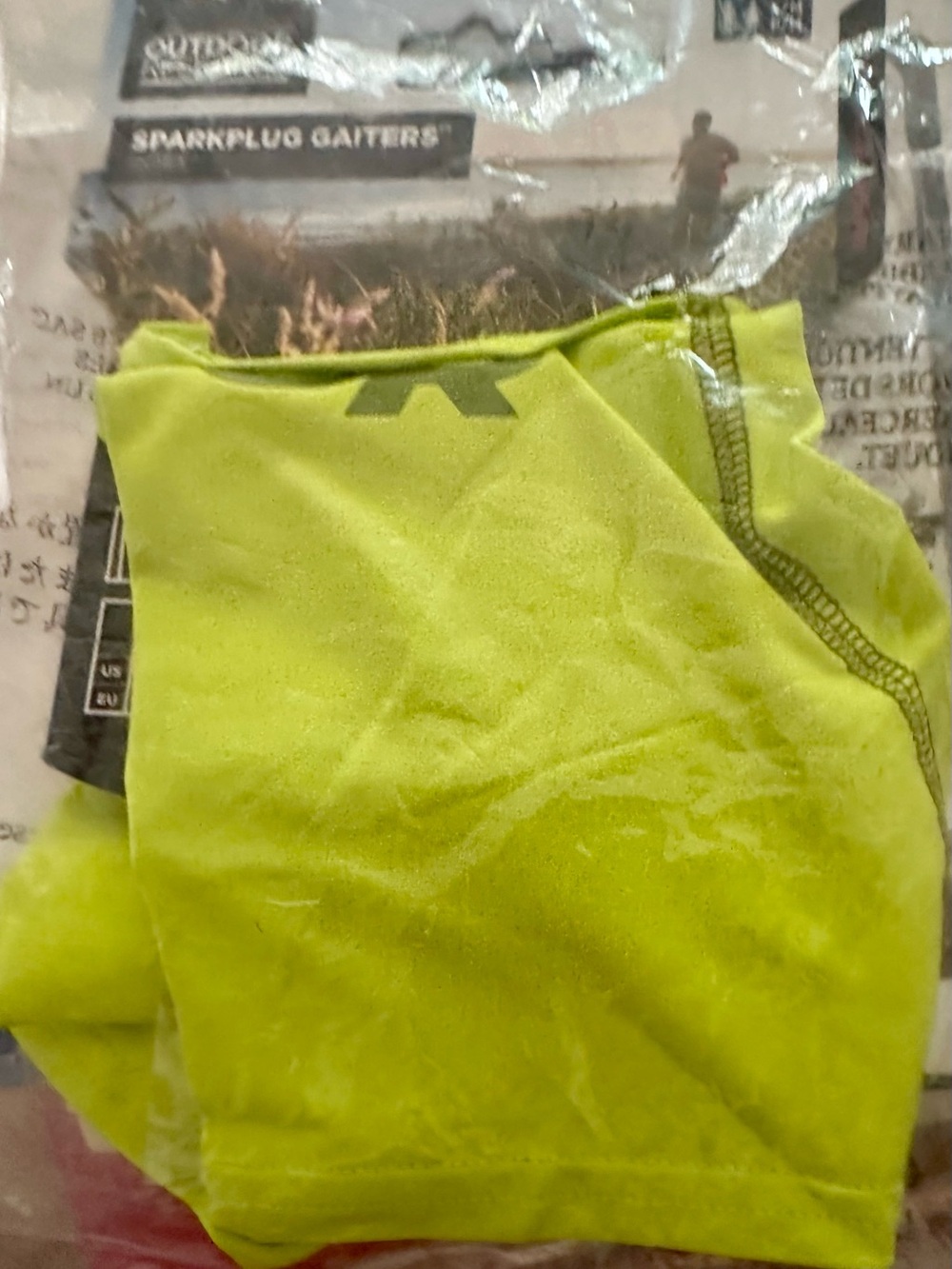 OUTDOOR RESEARCH Sparkplug Gaiters. Unisex. Color Lemongrass. S/M - Picture 5 of 7